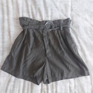 Dynamite high-wasited paper bag shorts